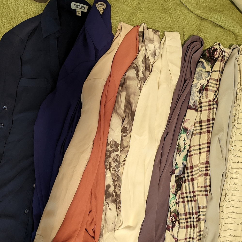 Lot of 11 Express Portofino shirts XS